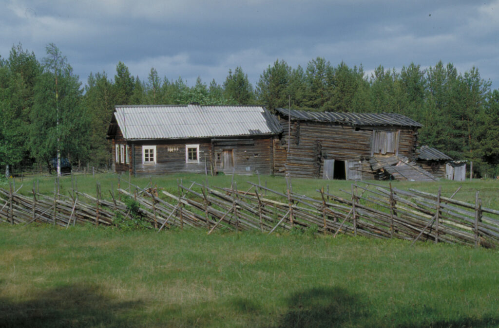 Pirttilahti: kylämaisema